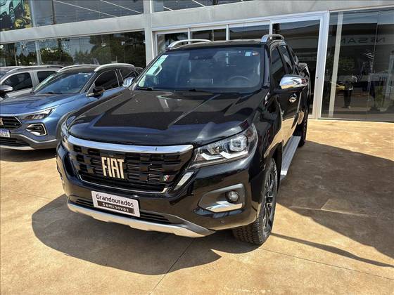 FIAT TITANO 2.2 TURBO DIESEL RANCH 4X4 AT6 FIAT TITANO 2.2 TURBO DIESEL RANCH 4X4 AT6